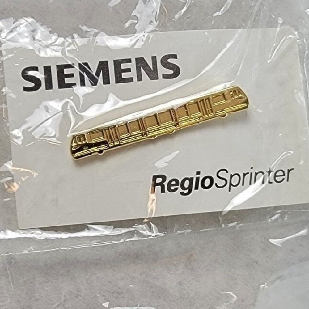 Siemens RegioSprinter Train Lapel Pin Gold Tone Collectible Transit Rail New